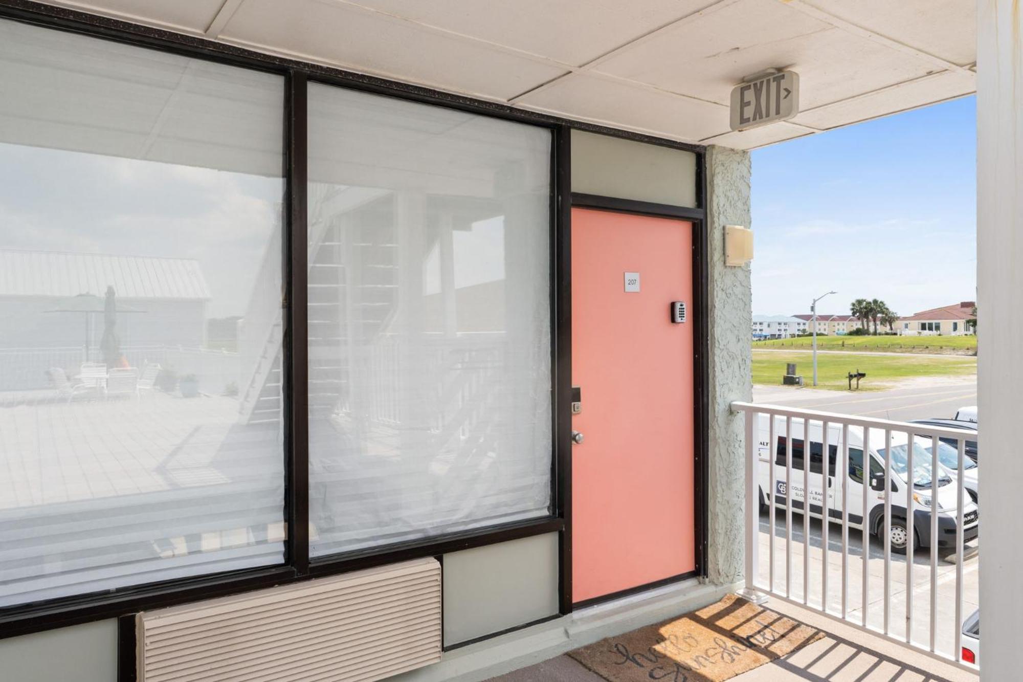 Cozy 1-Bedroom Condo With Pool Access In Ocean Isle Beach Zewnętrze zdjęcie